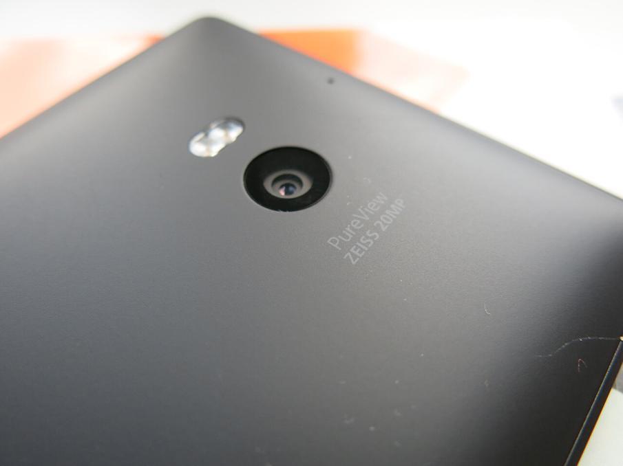 Lumia 930, Kameramodul von ZEISS