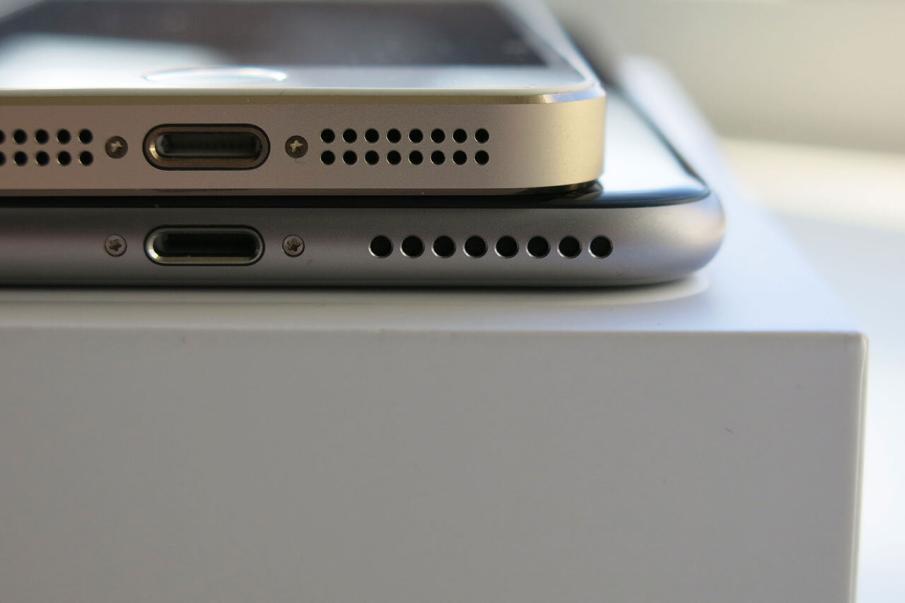 5s vs. 6 Plus, Unterseite Detail